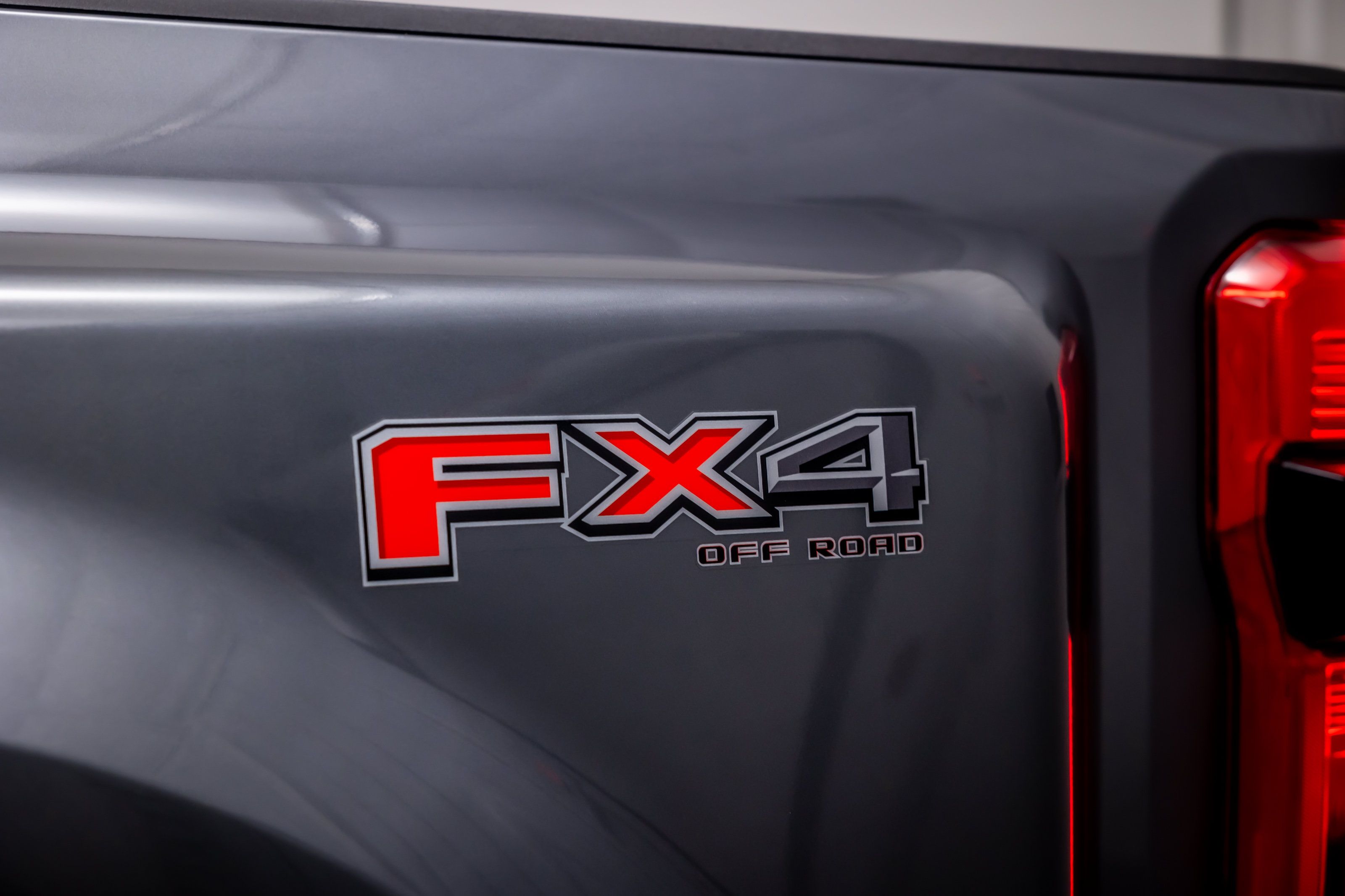 Used 2024 Ford F450 Limited w/ FX4 Off-Road Package AWD/4WD image 15
