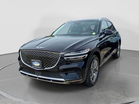 Certified 2025 Genesis GV70 2.5T AWD/4WD image 3