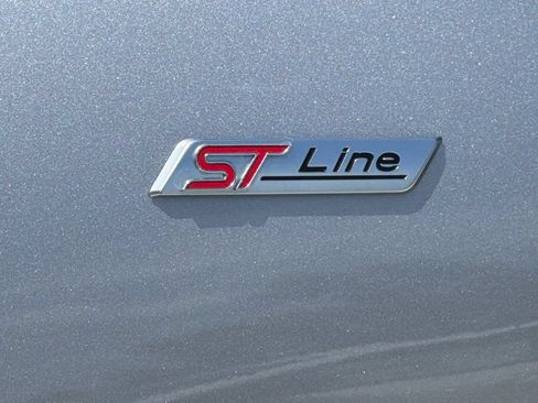 Used 2023 Ford Escape ST-Line w/ Tech Pack #1 AWD/4WD image 10