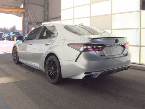 Used 2023 Toyota Camry SE w/ Convenience Package image 11