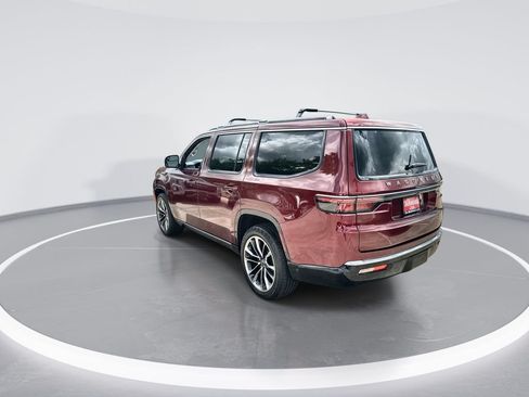 Used 2022 Jeep Wagoneer Series III w/ Premium Group I RWD image 6