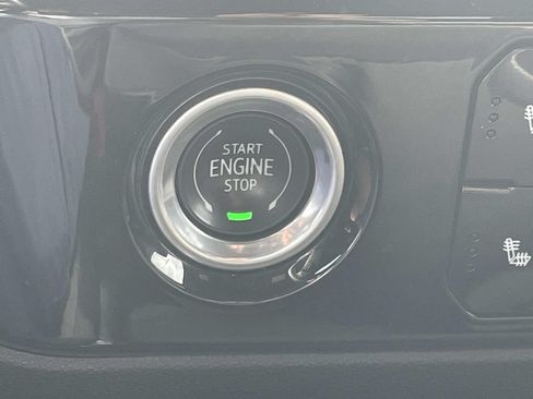 Certified 2023 Chevrolet Silverado 1500 LT AWD/4WD image 19
