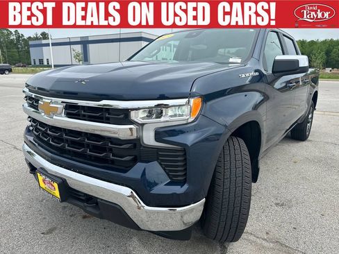 Used 2023 Chevrolet Silverado 1500 LT AWD/4WD image 8