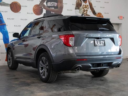 Used 2023 Ford Explorer XLT w/ Equipment Group 202A image 21