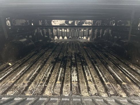 Used 2018 Chevrolet Silverado 1500 LT w/ All Star Edition image 28