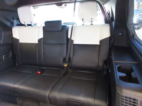 Used 2023 Toyota Sequoia Capstone AWD/4WD image 27