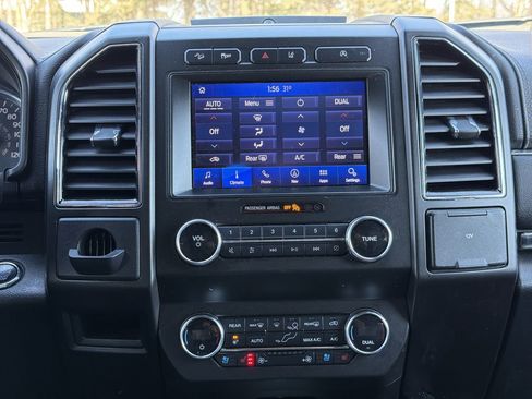 Used 2020 Ford Expedition Max Limited image 10