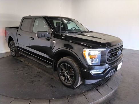 Used 2021 Ford F150 XLT w/ Equipment Group 302A High image 4