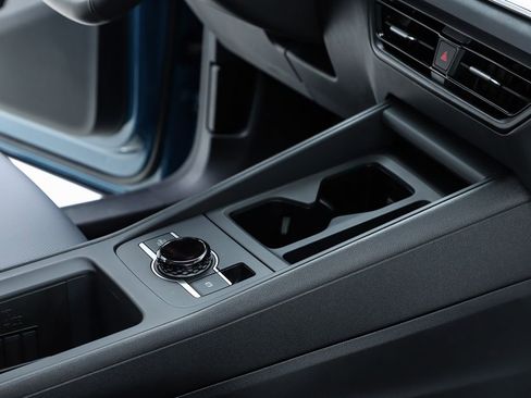 New 2026 Volkswagen Tiguan SE image 34