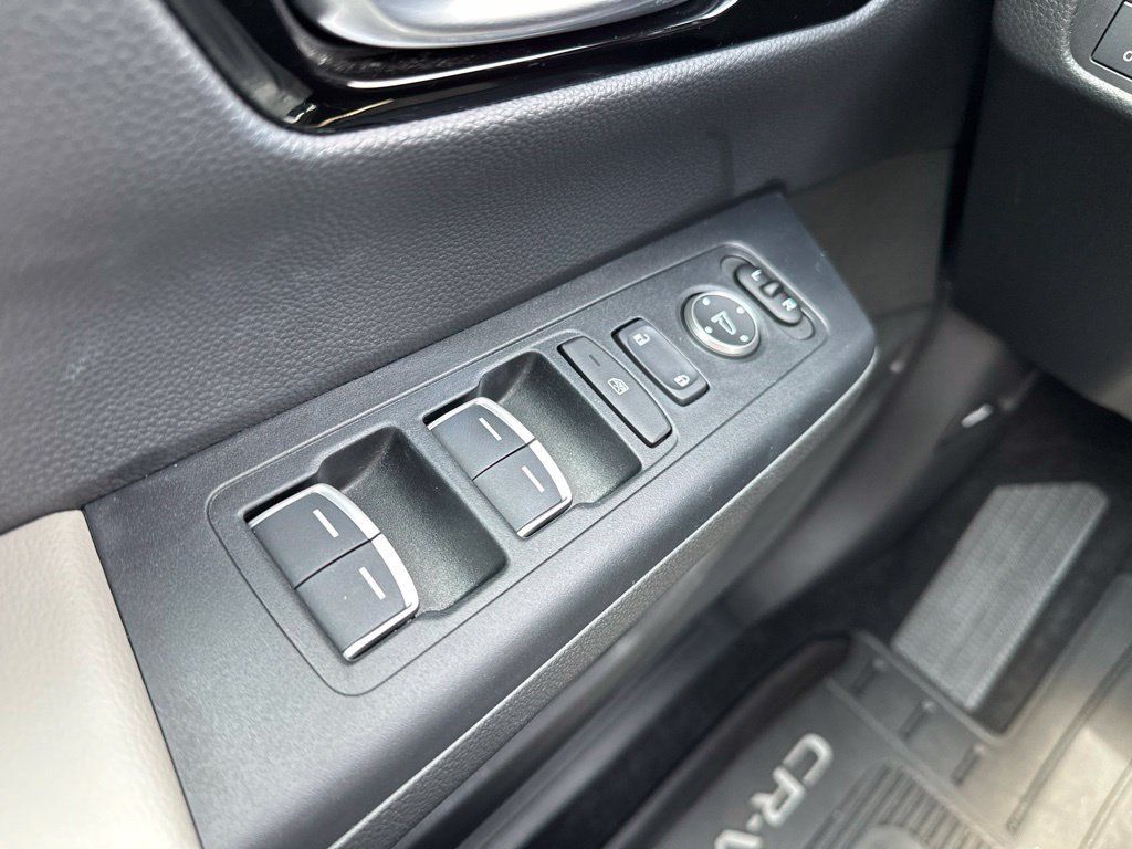 Used 2024 Honda CR-V EX-L image 14