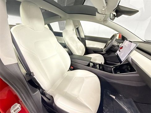 Used 2019 Tesla Model 3 Long Range image 28