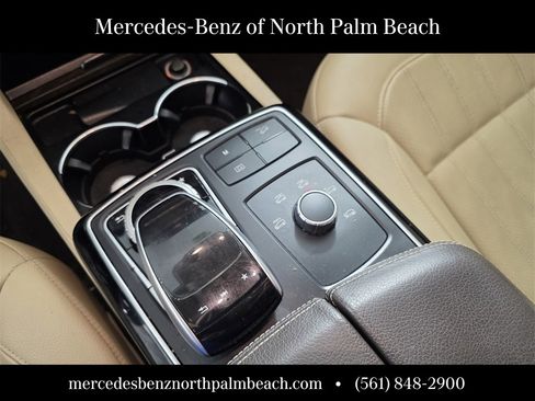 Used 2019 Mercedes-Benz GLE 400 4MATIC image 17