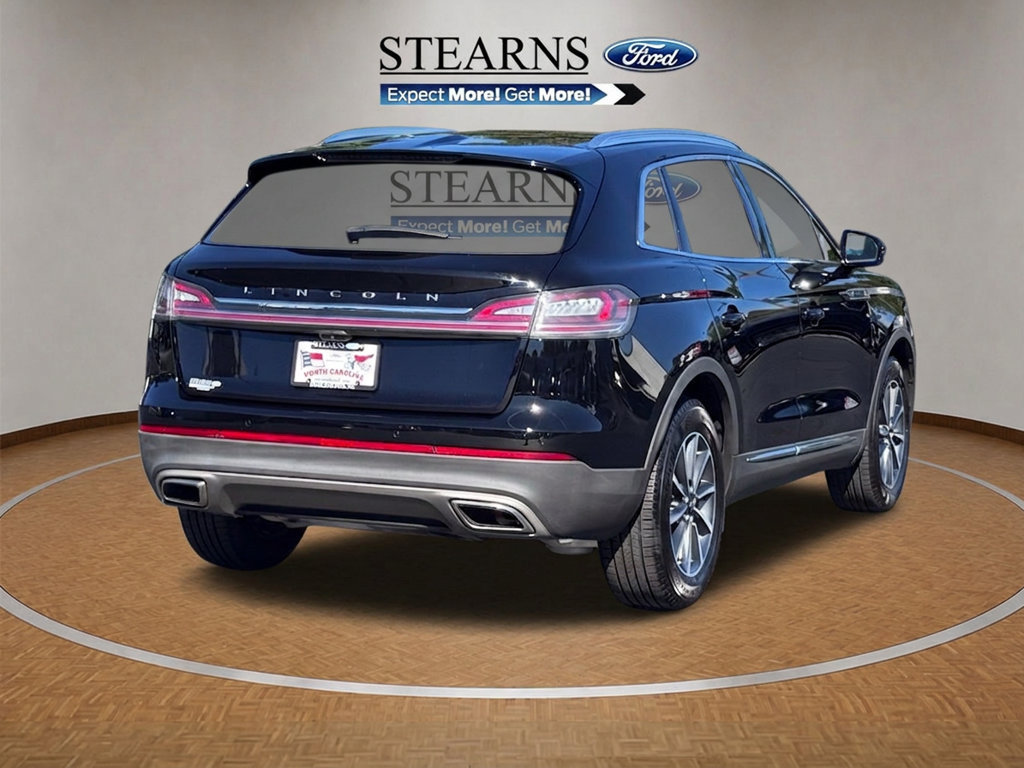 Used 2022 Lincoln Nautilus FWD image 15