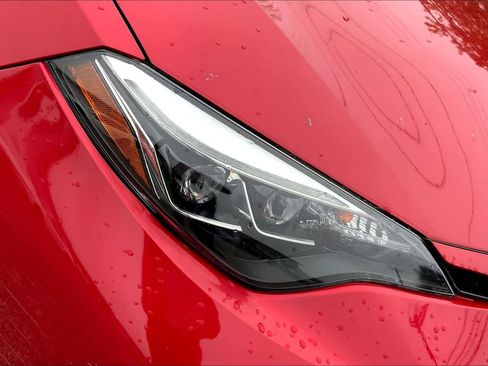 Used 2018 Toyota Corolla SE image 27