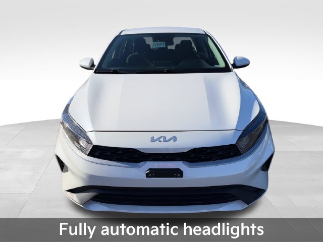 Used 2024 Kia Forte LXS FWD image 11