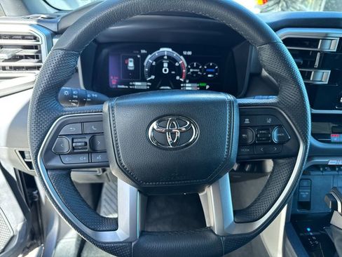 Used 2025 Toyota Sequoia SR5 AWD/4WD image 3