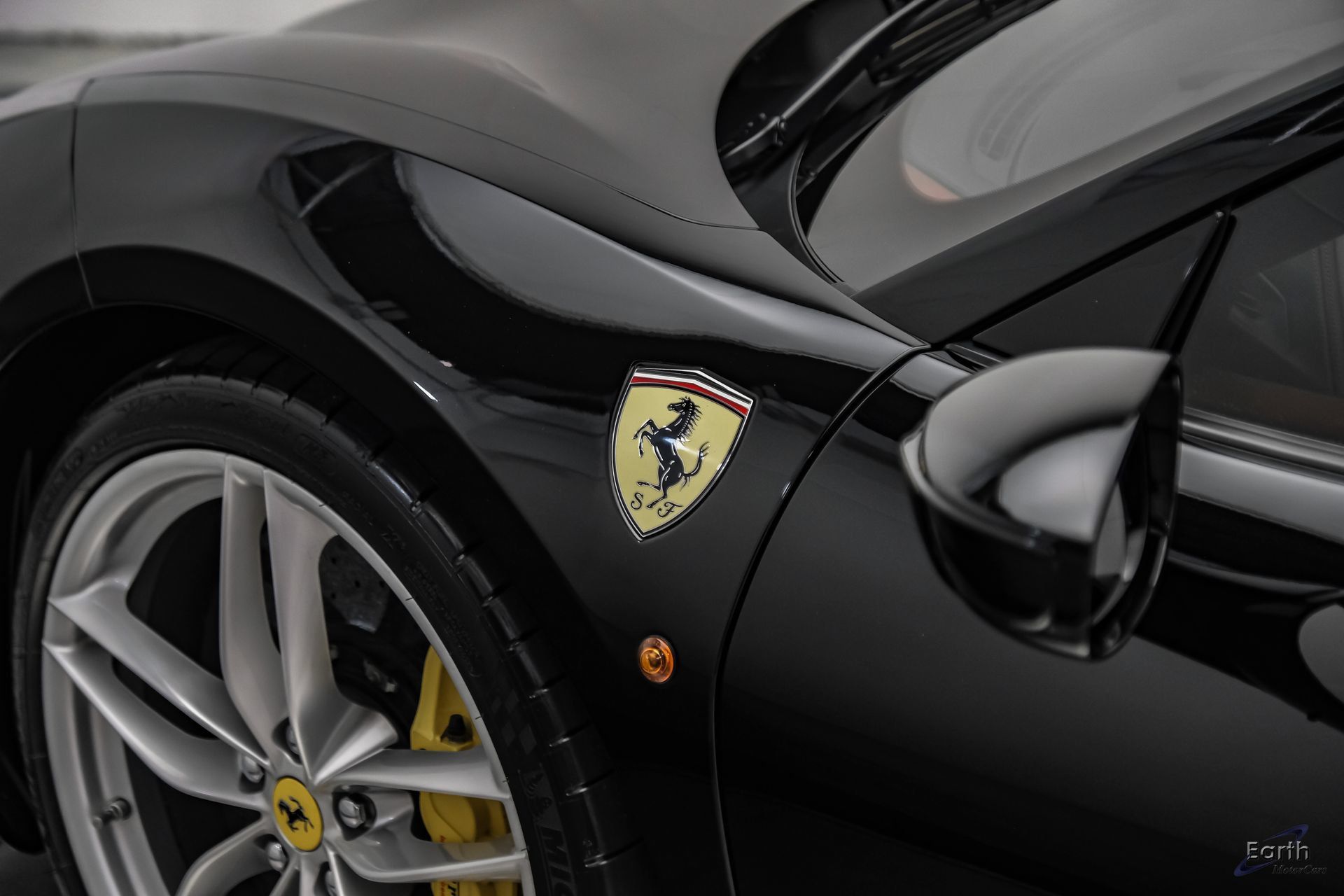 Used 2018 Ferrari 488 Spider RWD image 43