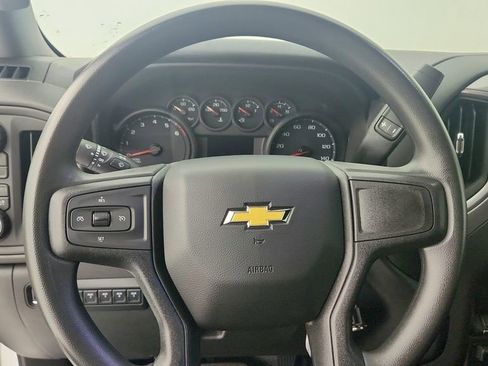 Used 2017 Chevrolet Express 3500 Extended RWD image 10