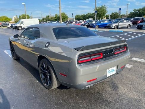 Used 2018 Dodge Challenger SXT w/ Blacktop Package RWD image 7