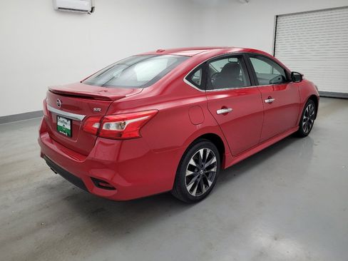 Used 2016 Nissan Sentra SR w/ SR Premium Package FWD image 10
