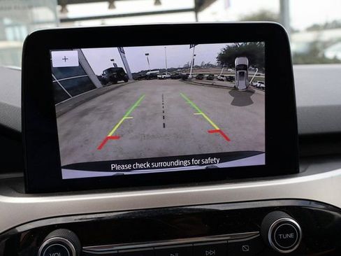 Certified 2020 Ford Escape SE image 27