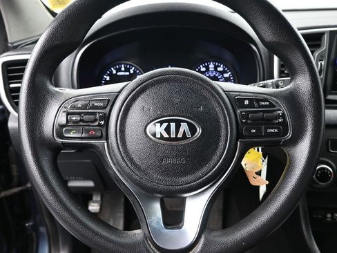Used 2017 Kia Sportage LX image 10
