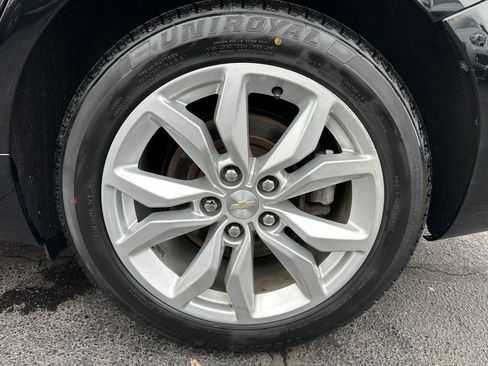 Used 2017 Chevrolet Impala LT image 24