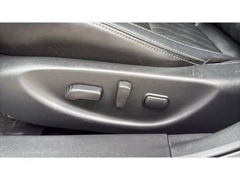 Used 2023 Nissan Maxima Platinum w/ Sport Mat Group FWD image 12