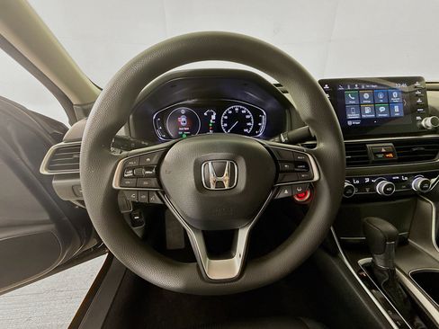 Certified 2022 Honda Accord LX image 11
