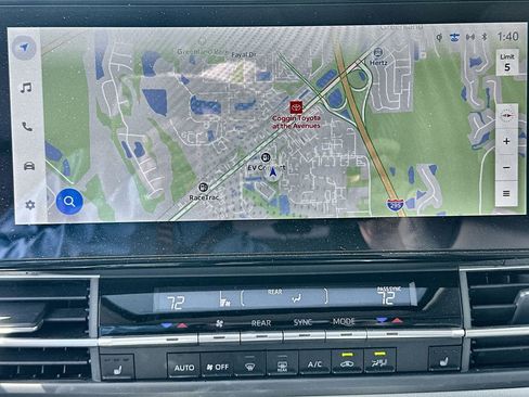 Used 2025 Toyota Sienna XLE image 14