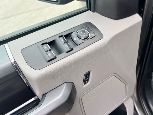 Used 2017 Ford F150 XLT w/ Equipment Group 302A Luxury image 17