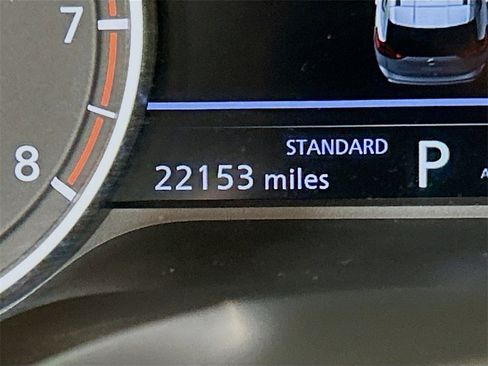 Used 2024 Nissan Rogue S image 10