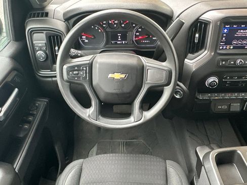 Certified 2022 Chevrolet Silverado 1500 Custom image 15
