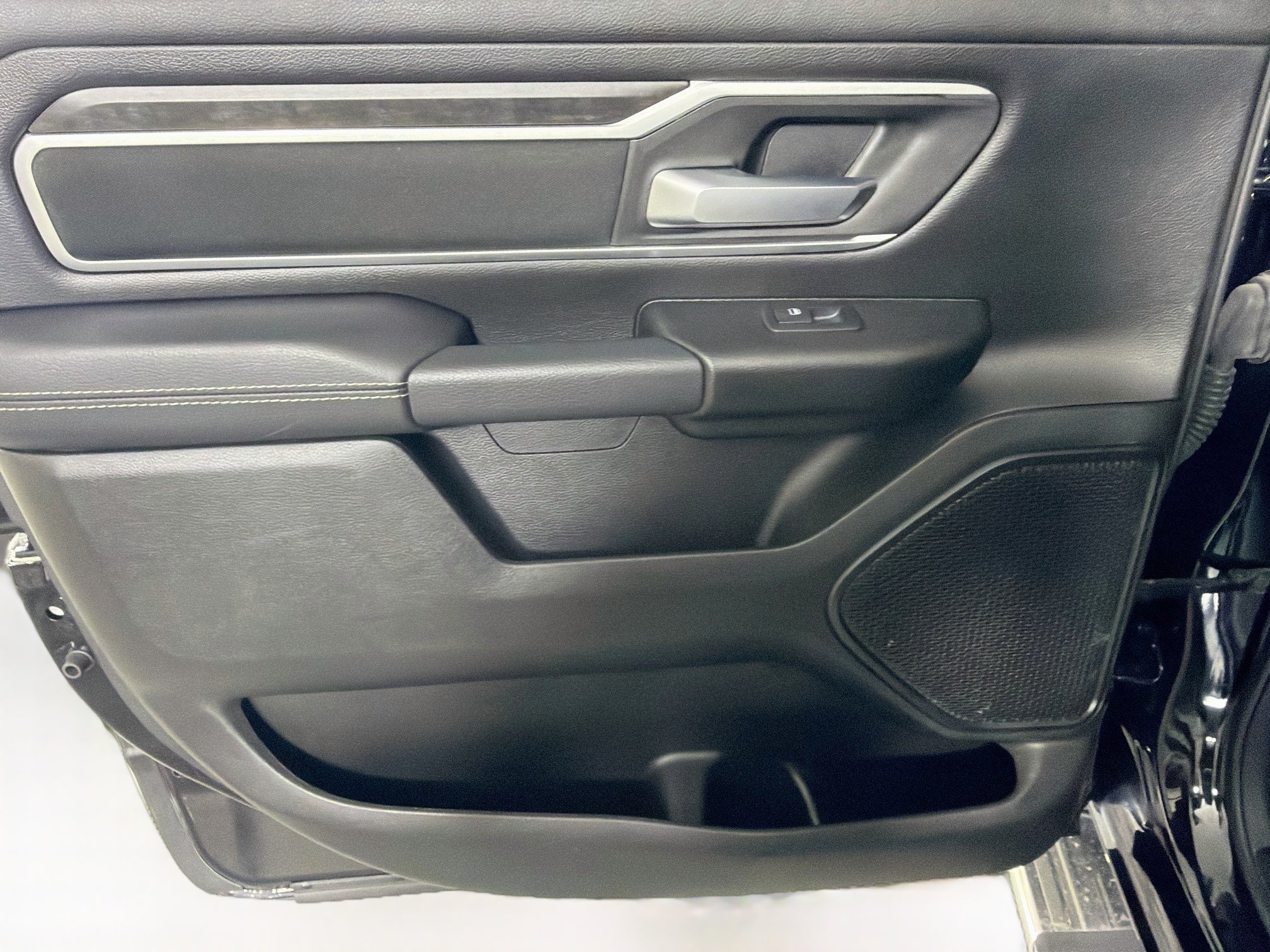 Used 2023 RAM 1500 Big Horn AWD/4WD image 24
