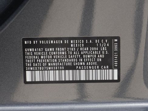 Used 2025 Volkswagen Jetta SE w/ Black Wheel Package image 24