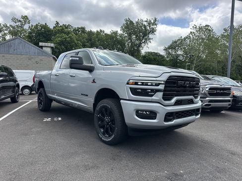 New 2026 RAM 2500 Laramie AWD/4WD image 23