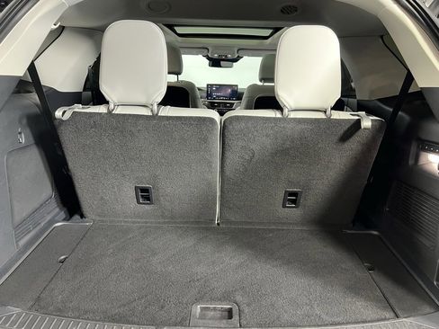 Used 2025 Ford Explorer Platinum w/ Ultimate Package image 29