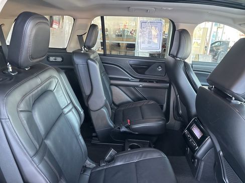 Used 2024 Lincoln Aviator Reserve image 35