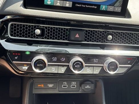 Used 2022 Honda Civic Touring image 35
