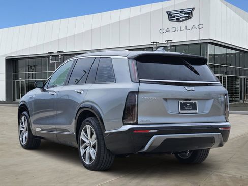 New 2026 Cadillac Vistiq Luxury AWD/4WD image 4