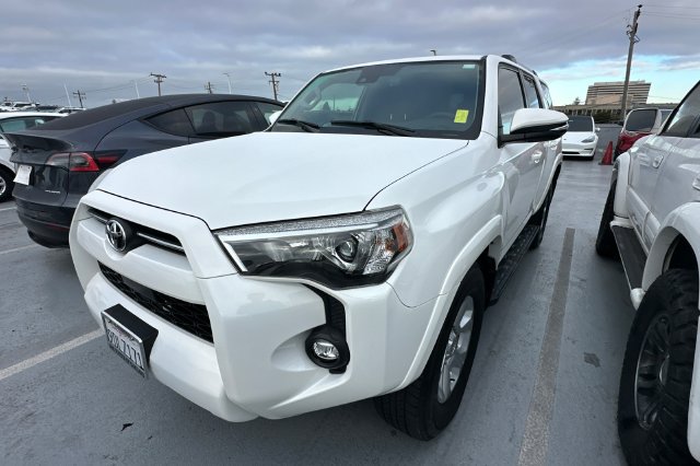Certified 2022 Toyota 4Runner SR5 Premium RWD 360° Tour