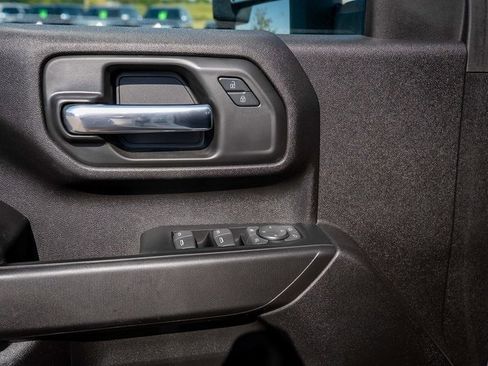 Used 2024 Chevrolet Silverado 2500 Custom w/ Custom Value Package image 20