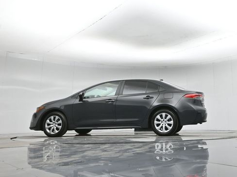 Used 2024 Toyota Corolla LE image 51