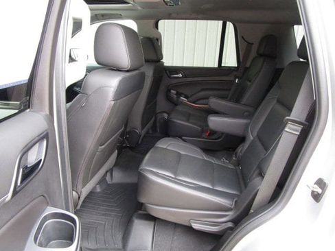 Used 2019 Chevrolet Tahoe Premier AWD/4WD image 12