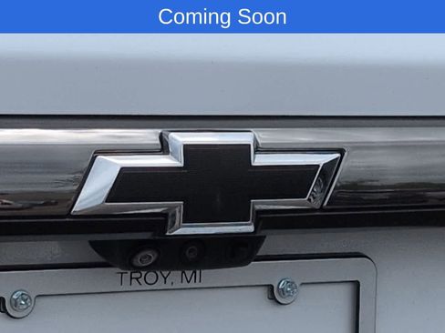 Used 2023 Chevrolet Traverse RS w/ LPO, Floor Liner Package FWD image 11