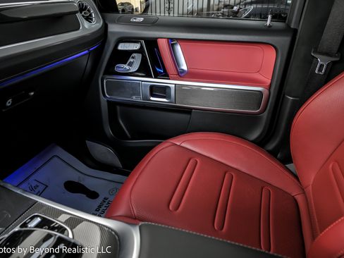 Used 2024 Mercedes-Benz G 550 image 51