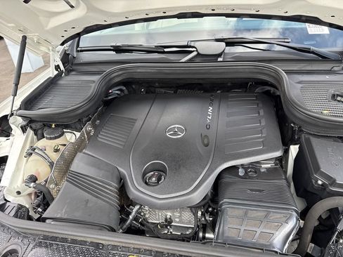 Used 2022 Mercedes-Benz GLS 450 4MATIC image 35