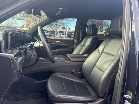 Certified 2022 Cadillac Escalade Luxury image 7