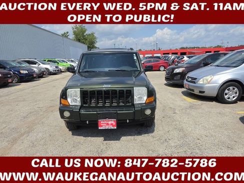 Used 2006 Jeep Commander 4WD image 2
