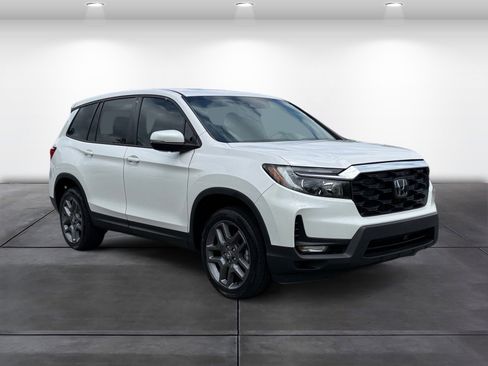 Certified 2023 Honda Passport EX-L image 2